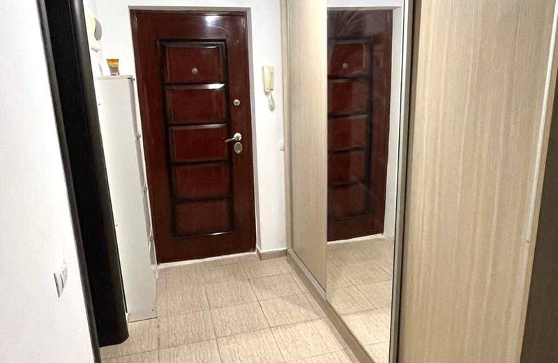 Rental of an excellent 1-room apartment with balcony, Sector 6, Bucharest, Romania